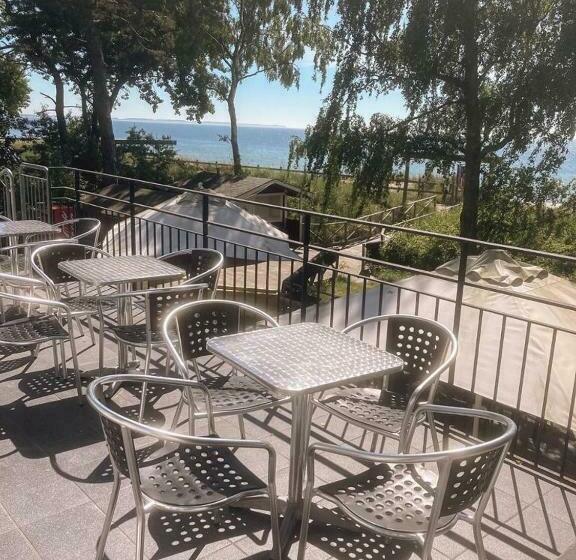 הוסטל Beach House Ystad