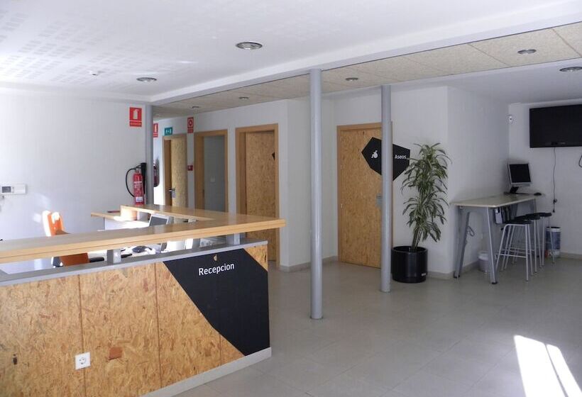 Albergue Juvenil El Valle