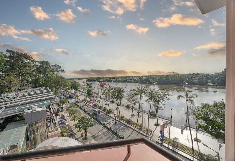 Bcons Riverside Hotel Binh Duong