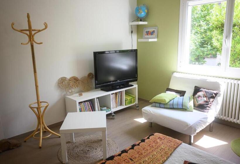 تختخواب و صبحانه Chambres D Hotes Beziers