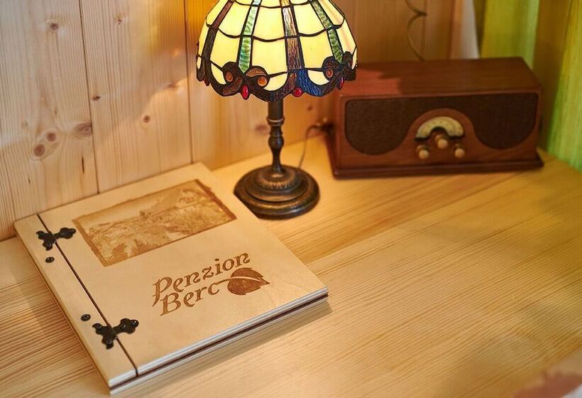 تختخواب و صبحانه Penzion Berc