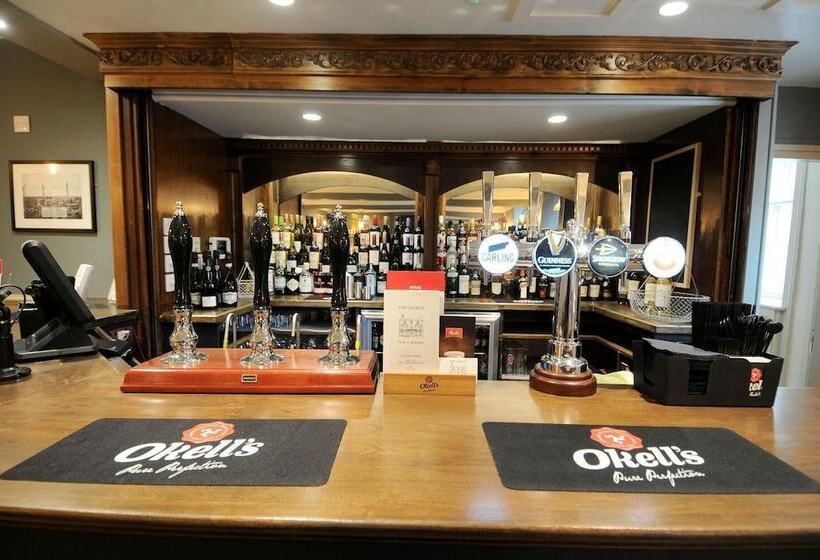 ベッドアンドブレックファースト The George