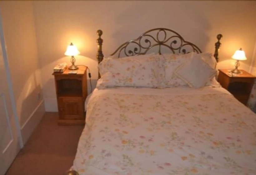 ベッドアンドブレックファースト The Old Alma