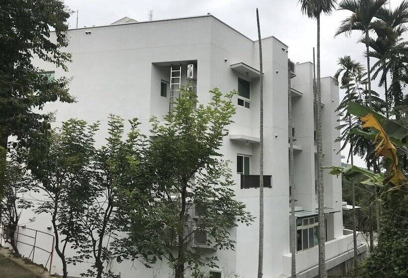 تختخواب و صبحانه Xitou Bi Xue Shan Lin Homestay