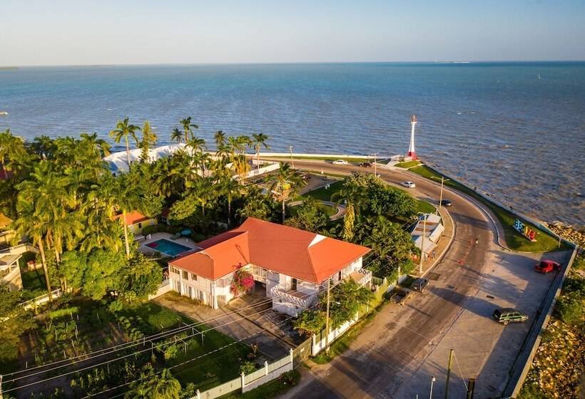 Harbour View Boutique Hotel & Wellness Retreat