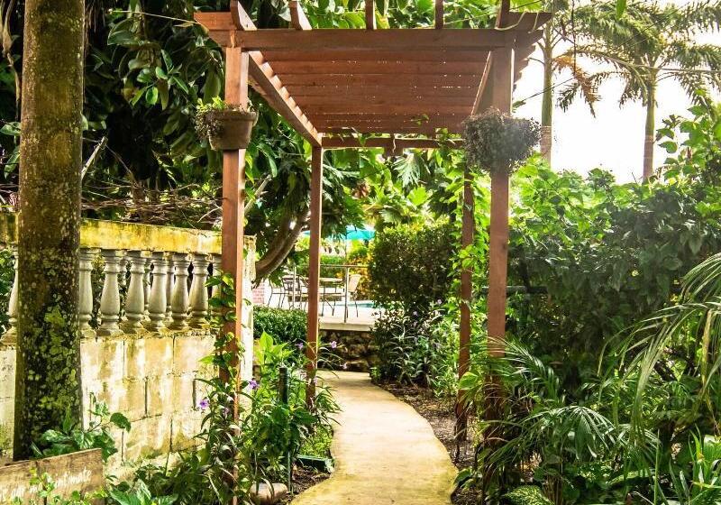 Harbour View Boutique Hotel & Wellness Retreat