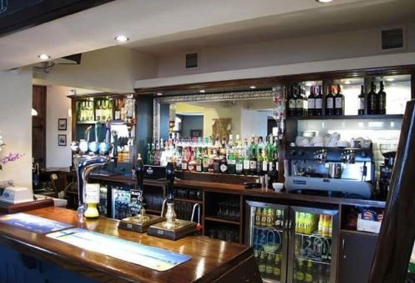 여관 Old Red House