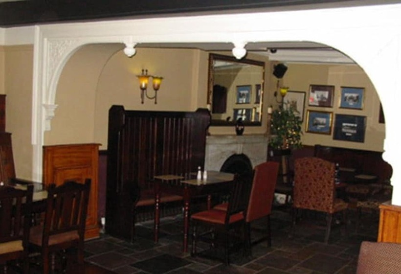 簡易ホテル Swan And Royal