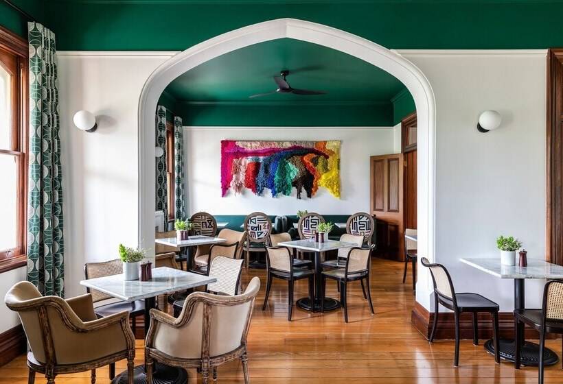 هتل The Byng Street Boutique