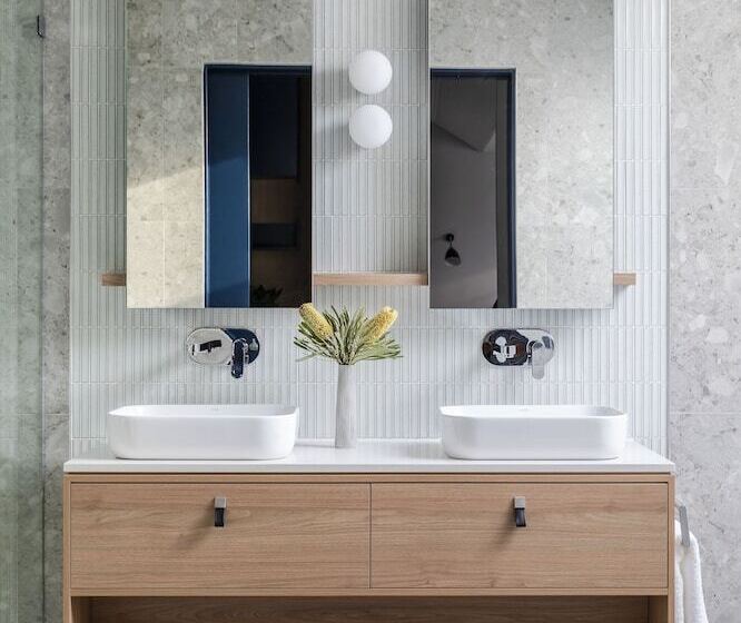 هتل The Byng Street Boutique