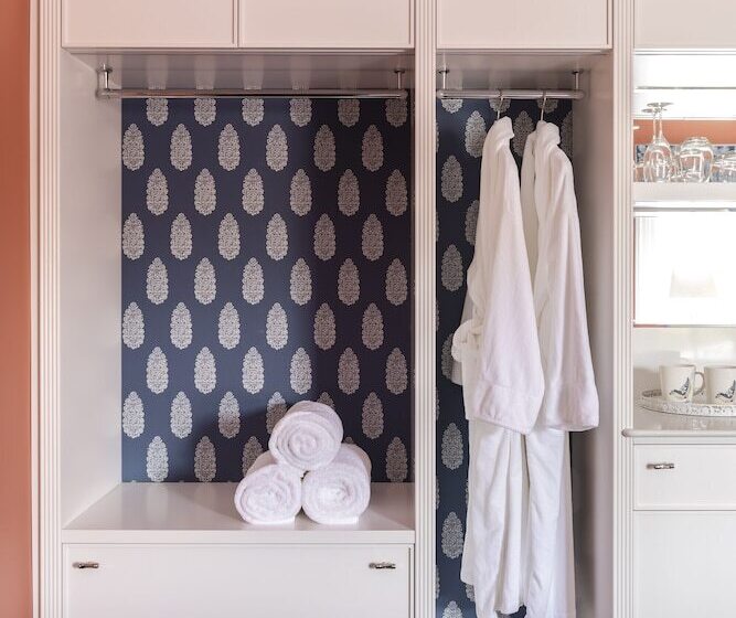 هتل The Byng Street Boutique