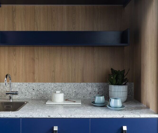 هتل The Byng Street Boutique