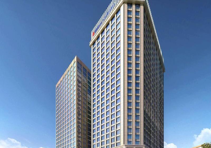 בית מלון כפרי Hilton Garden Inn Heze