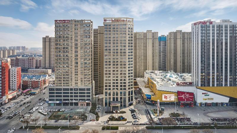 בית מלון כפרי Hilton Garden Inn Heze