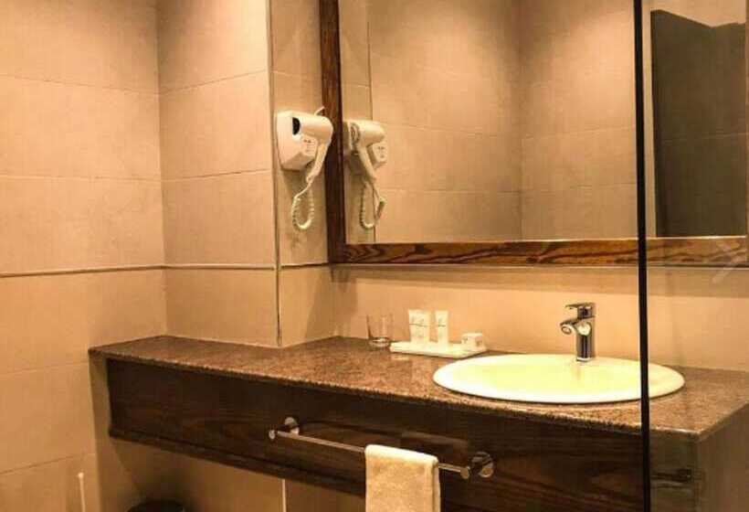 هتل Hôtel L Olympic