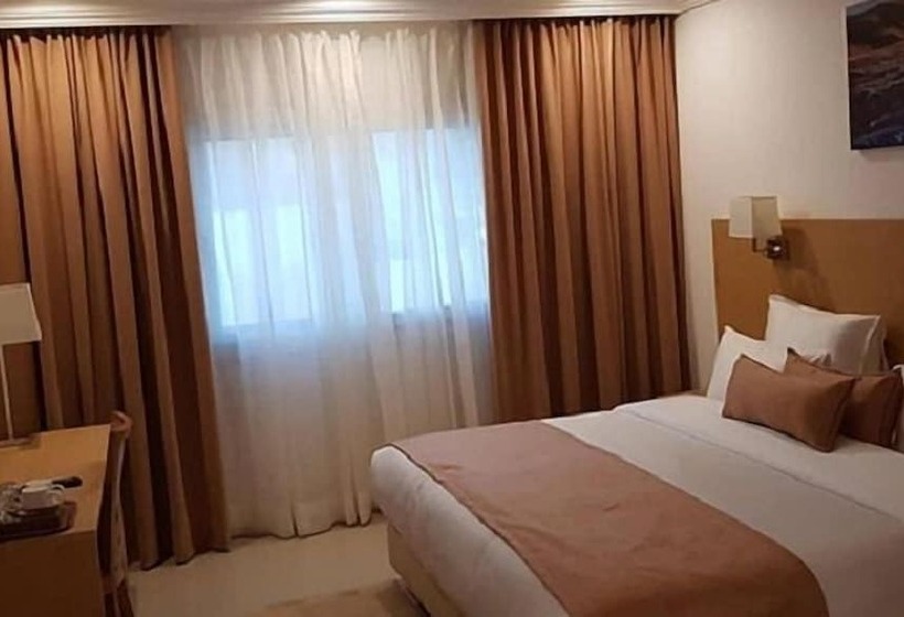 هتل Hôtel L Olympic