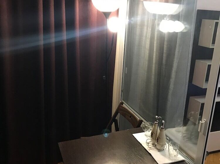 호텔 Joy Apartments