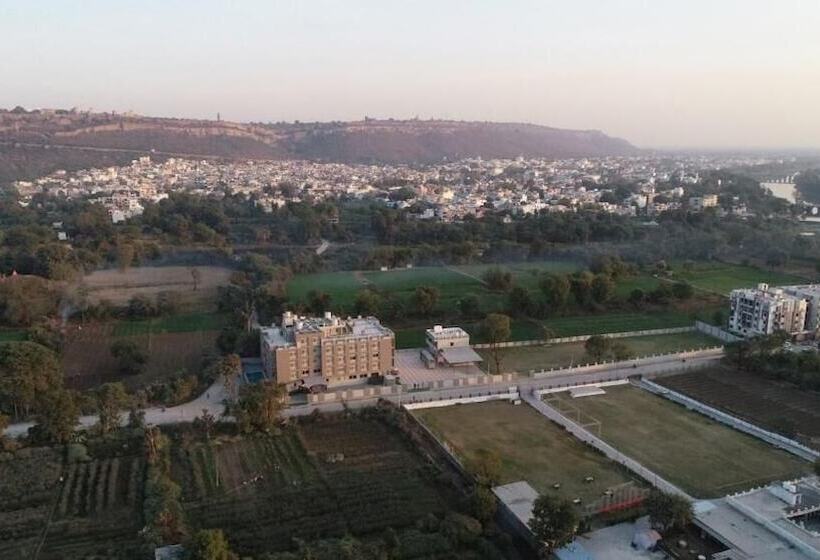 فندق Kukda Resort Chittorgarh