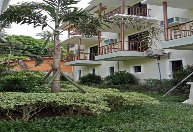 酒店 Layang Layang Home