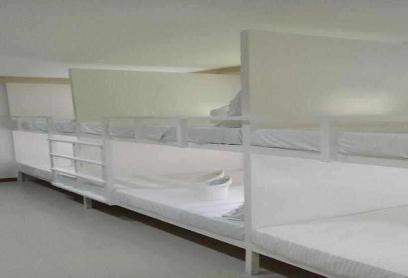 酒店 Layang Layang Home