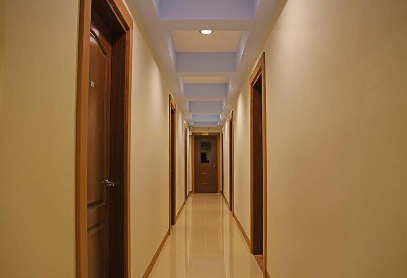 酒店 Layang Layang Home