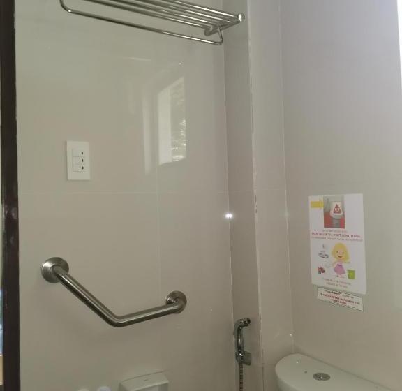 酒店 Layang Layang Home