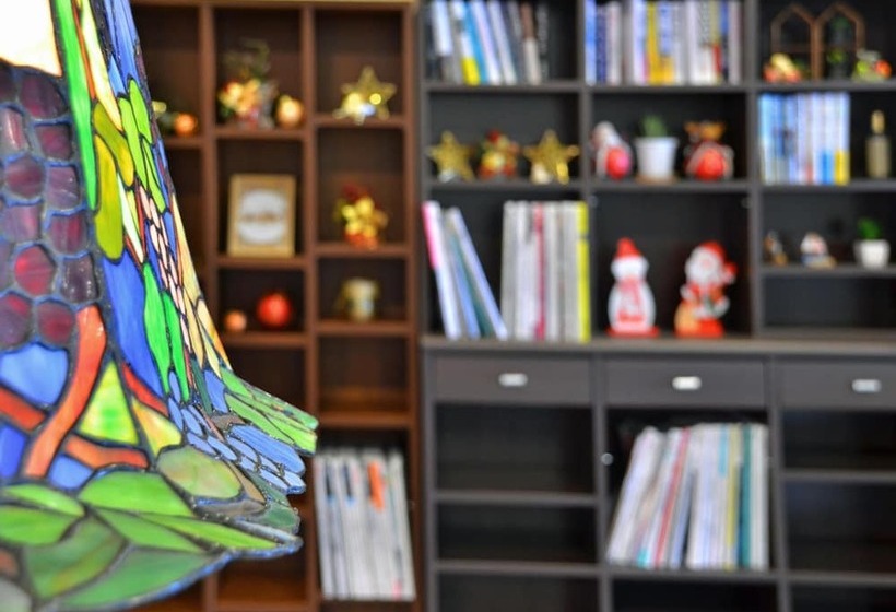 هتل Omura Central