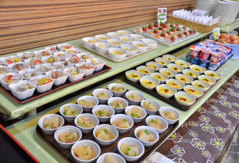 هتل Omura Central