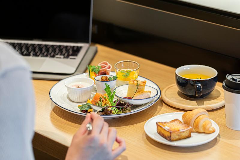 Отель Oriental Suites Airport Osaka Rinku