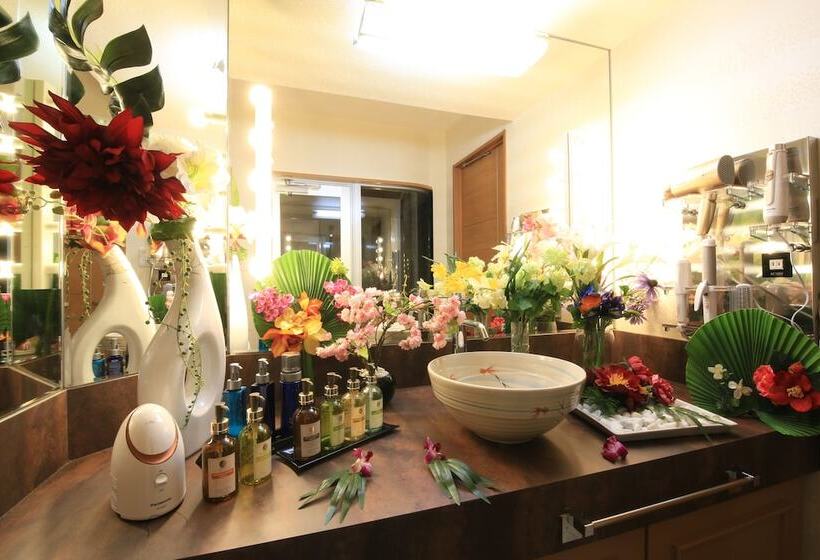 Отель Riraku Adult Only