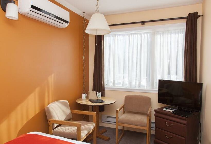 Отель Robin Hood