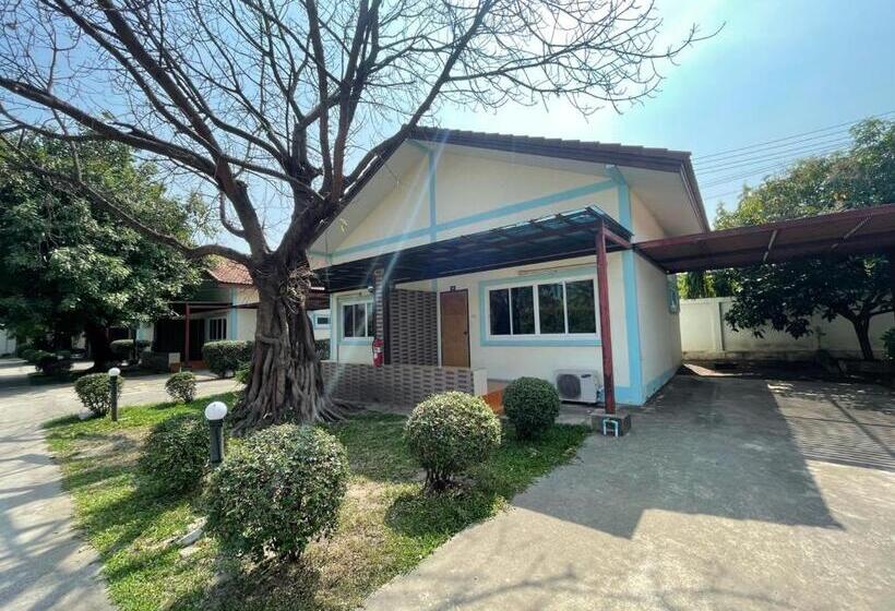 בית מלון כפרי Sky View Resort Buriram