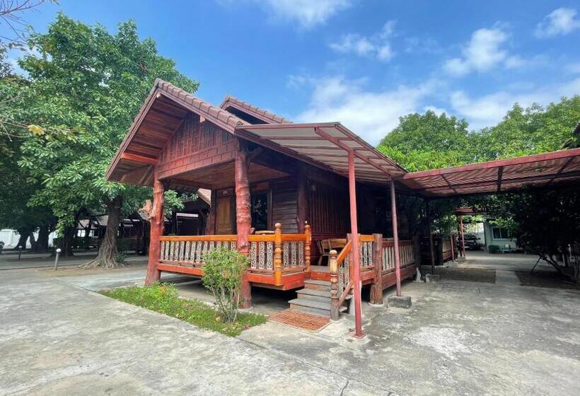 בית מלון כפרי Sky View Resort Buriram