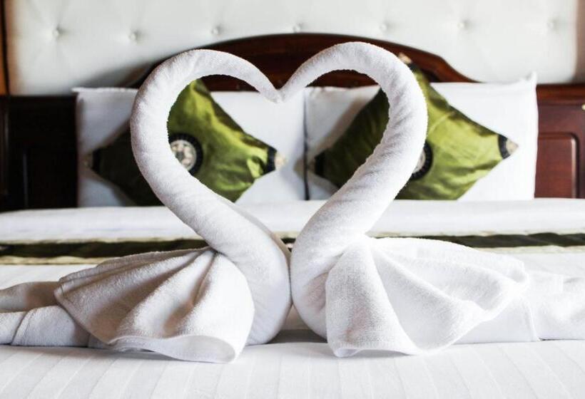 בית מלון כפרי Sky View Resort Buriram