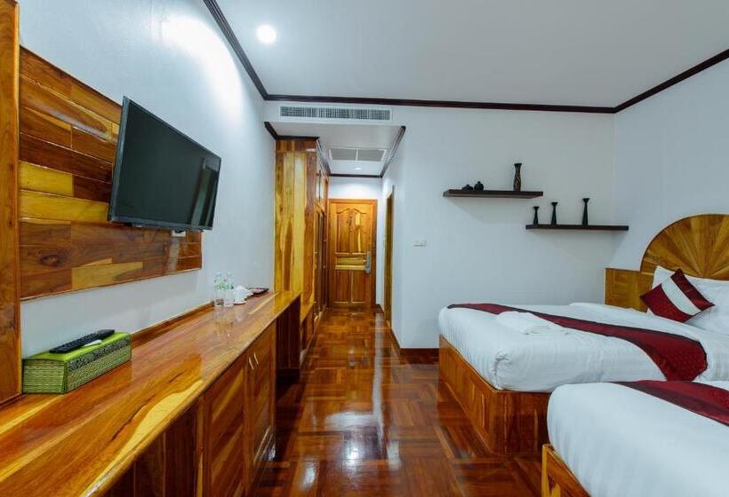 בית מלון כפרי Sky View Resort Buriram