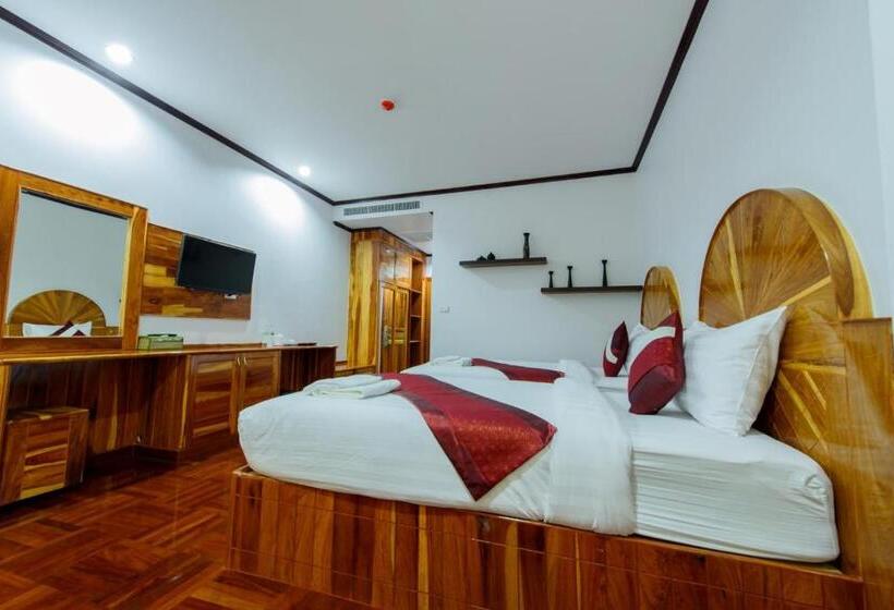 בית מלון כפרי Sky View Resort Buriram