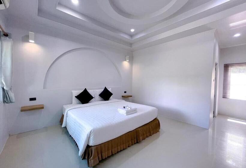 هتل Sky View Resort Buriram