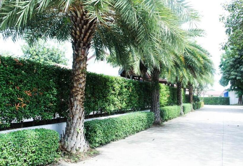 בית מלון כפרי Sky View Resort Buriram