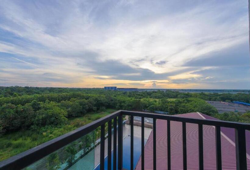 هتل Sky View Resort Buriram