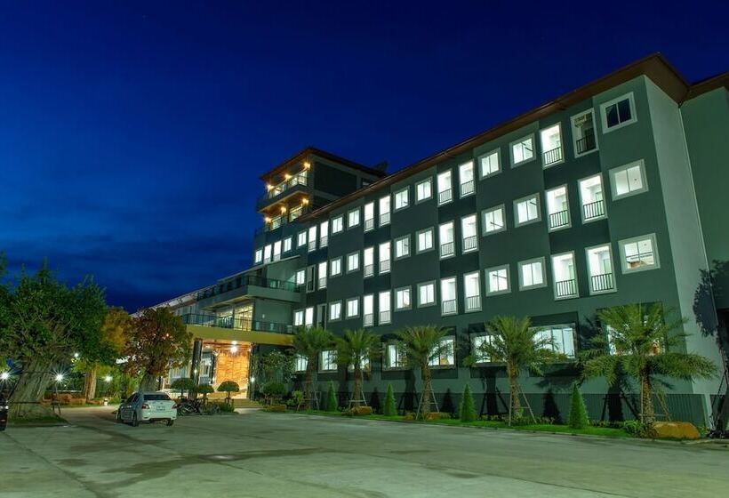 בית מלון כפרי Sky View Resort Buriram