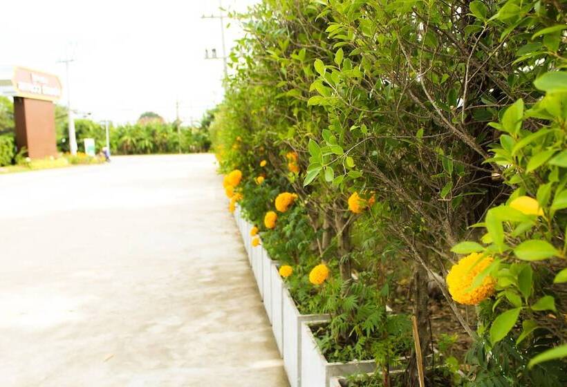 בית מלון כפרי Sky View Resort Buriram