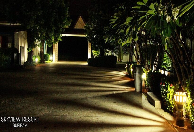 בית מלון כפרי Sky View Resort Buriram