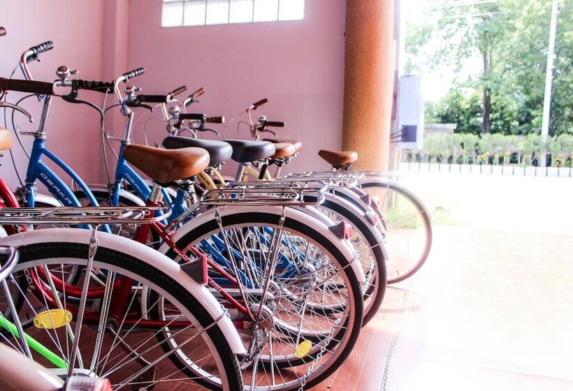 בית מלון כפרי Sky View Resort Buriram