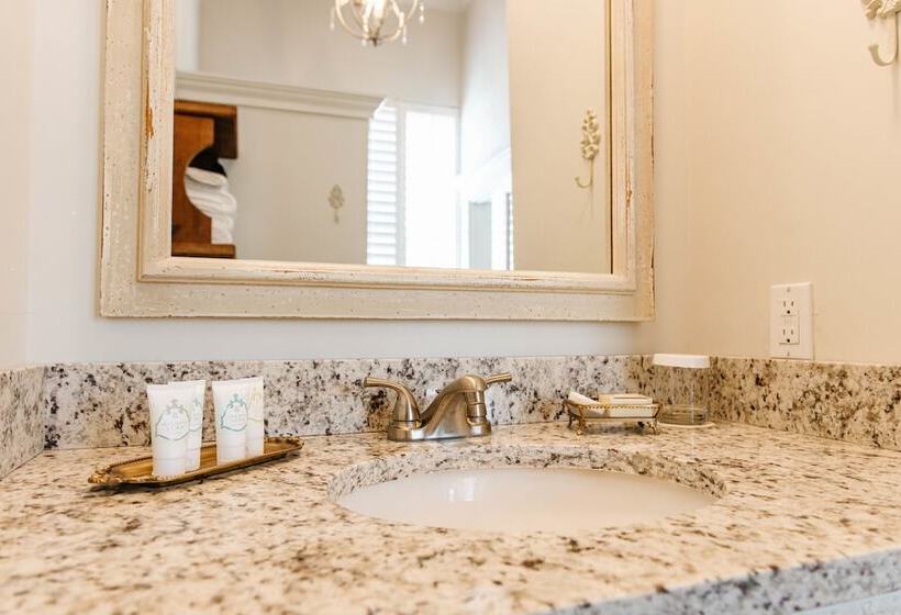 בית מלון כפרי The Mason Boutique