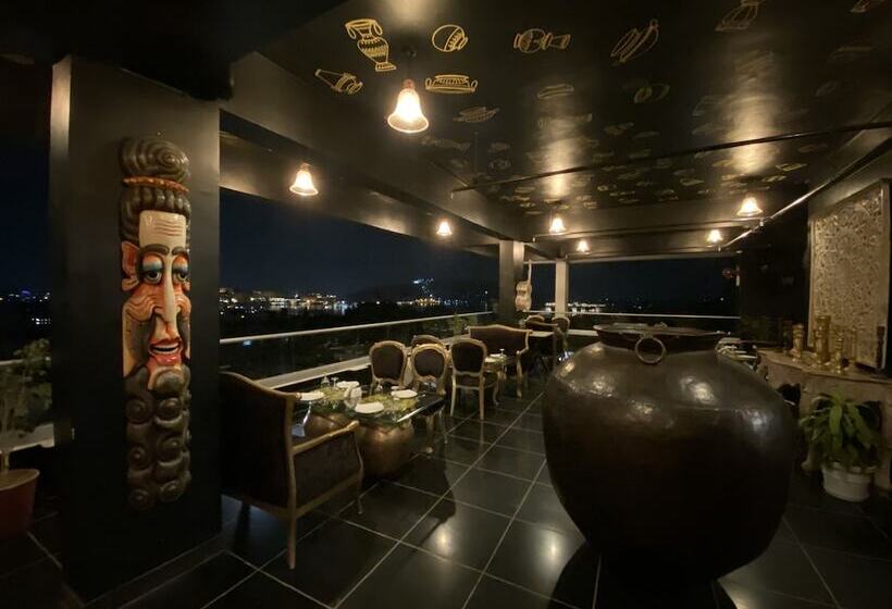 酒店 The Ramvilas A Rooftop Pichola Lake View