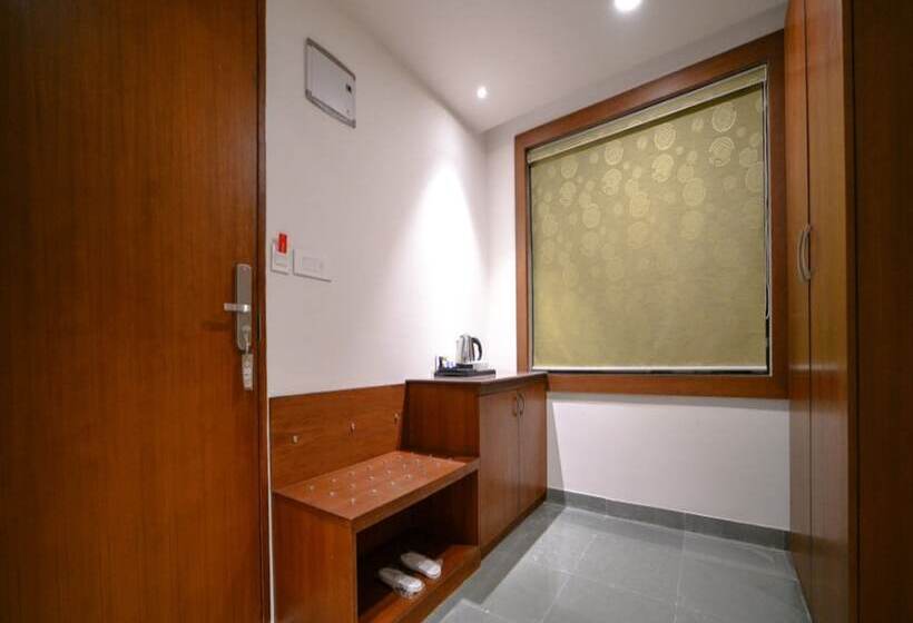 酒店 The Ramvilas A Rooftop Pichola Lake View