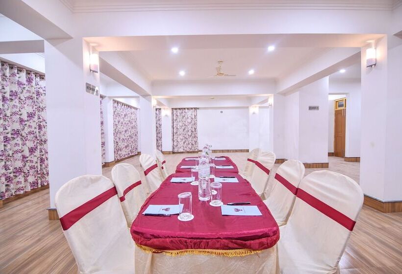 ホテル The Royal Heritage