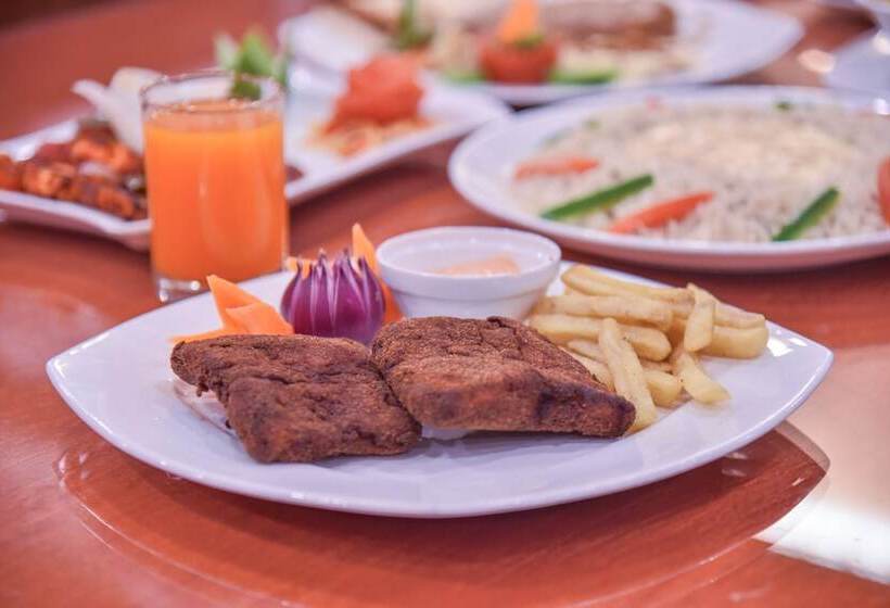 ホテル The Royal Heritage