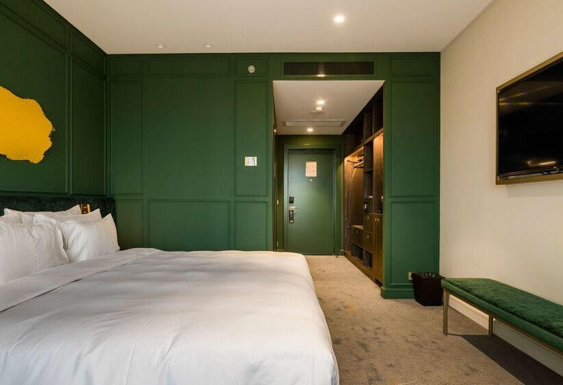 هتل Tsinandali Estate, A Radisson Collection