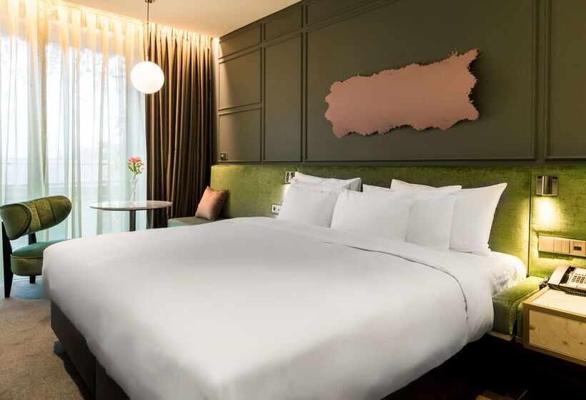 هتل Tsinandali Estate, A Radisson Collection